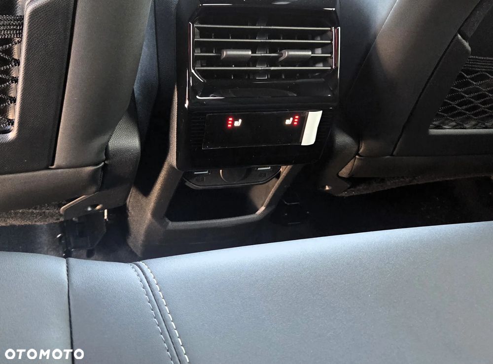 Peugeot 3008 1.2 PureTech mHEV GT E-DCS6 - 25