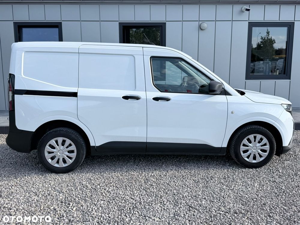 Ford Transit Courier - 6