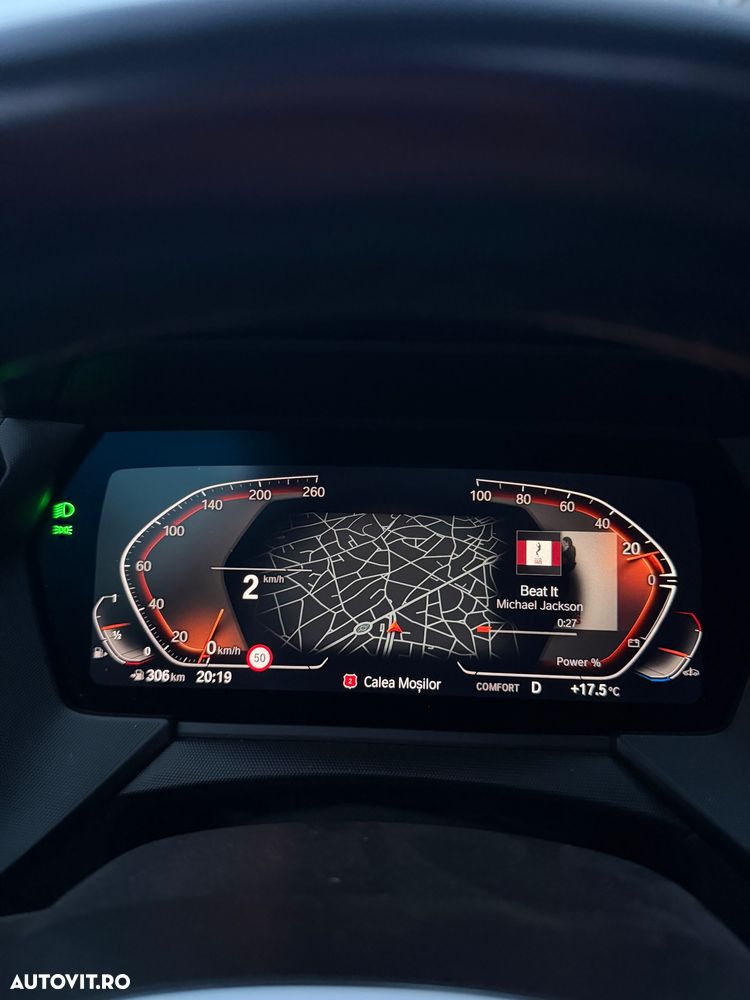 BMW Seria 2 218i AT - 13