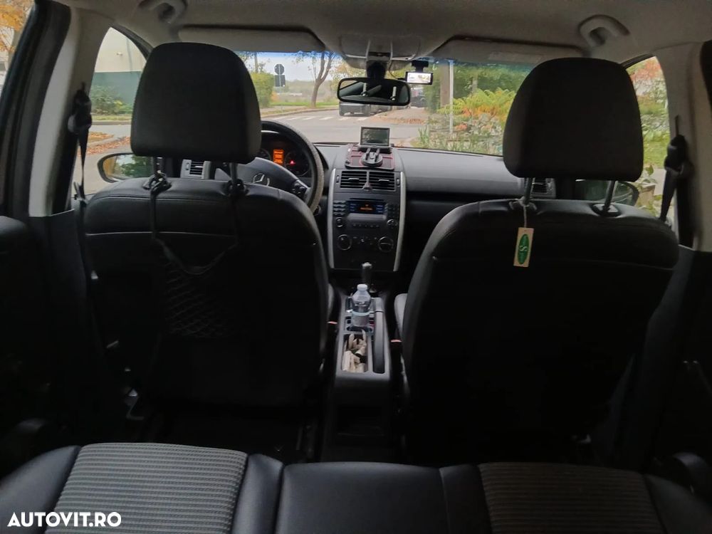 Mercedes-Benz A - 12