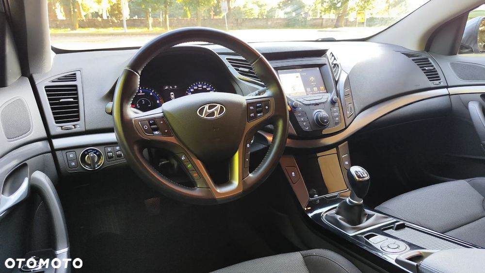 Hyundai i40 1.7 CRDi Comfort - 22