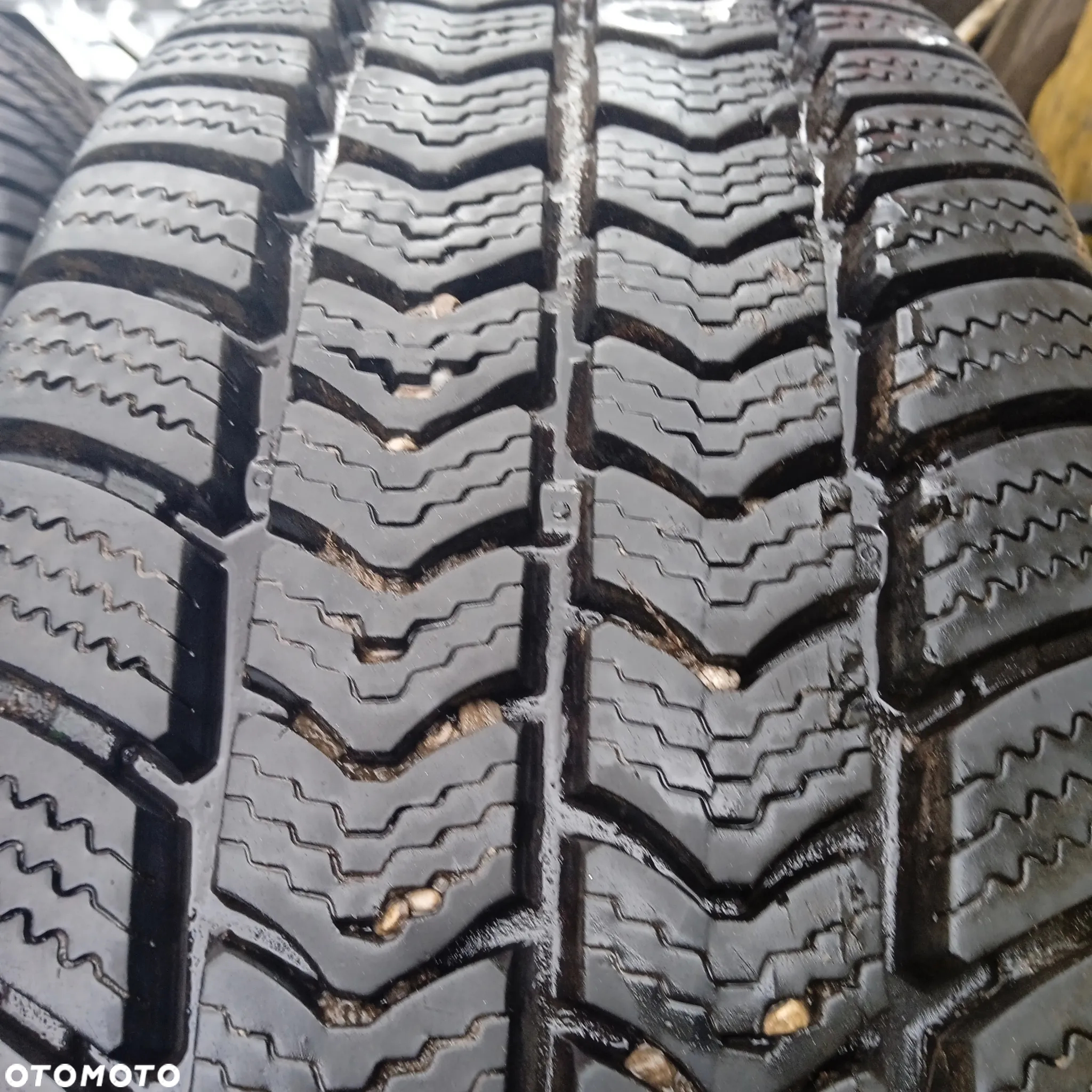 Opony Semperit 215/65/16C - 3