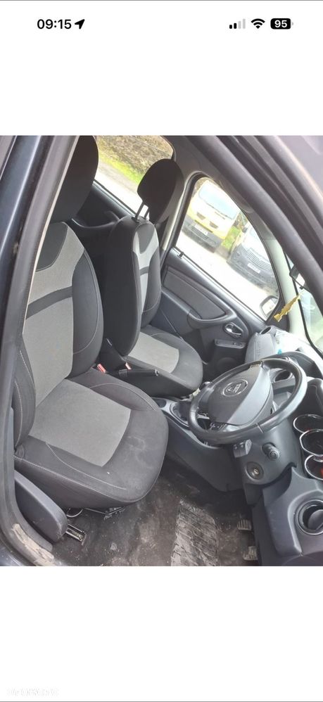 Dacia Duster dCi 110 FAP 4x4 Prestige - 4