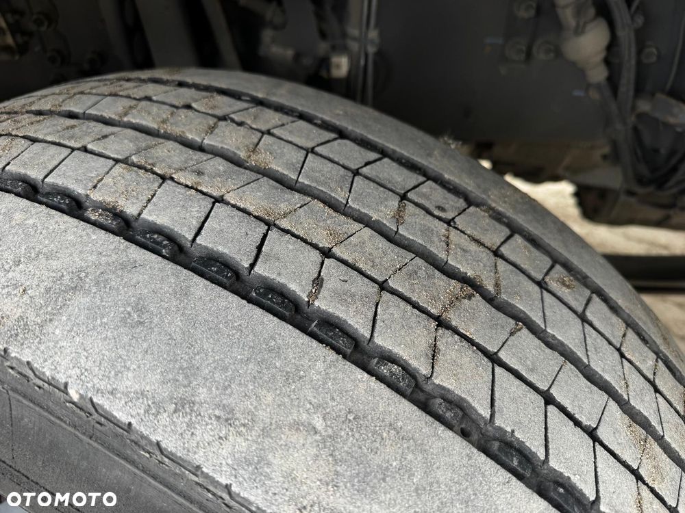 Renault T460 Sleeper Cab - 13