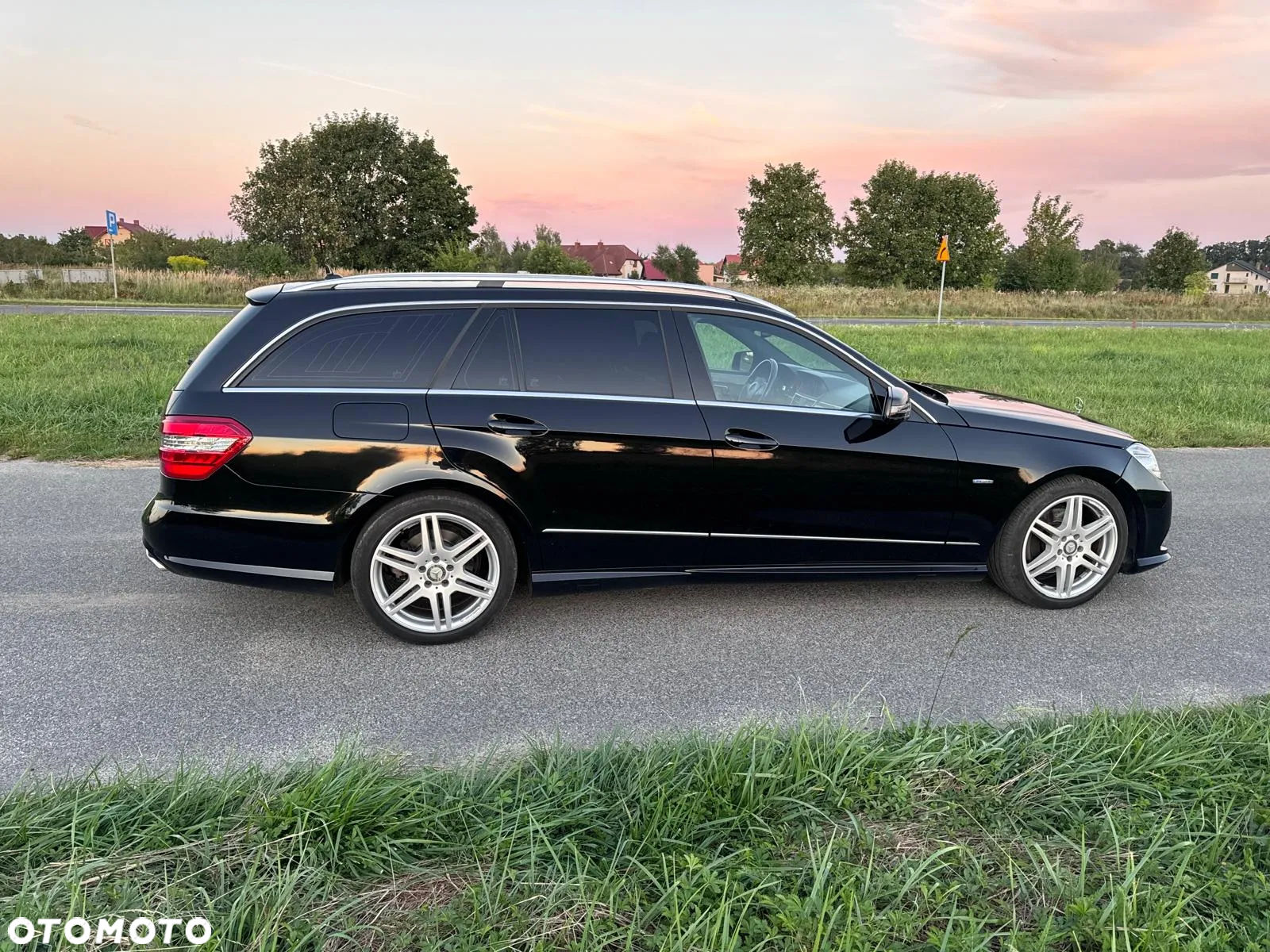 Mercedes-Benz Klasa E 350 CDI 4-Matic BlueEff Avantgarde - 9
