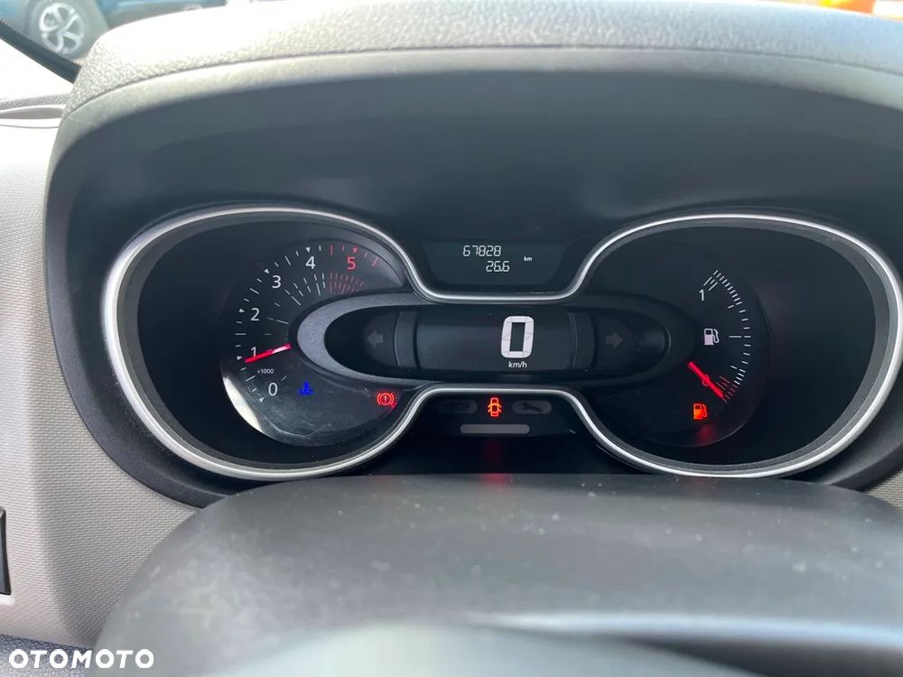 Renault Trafic - 9