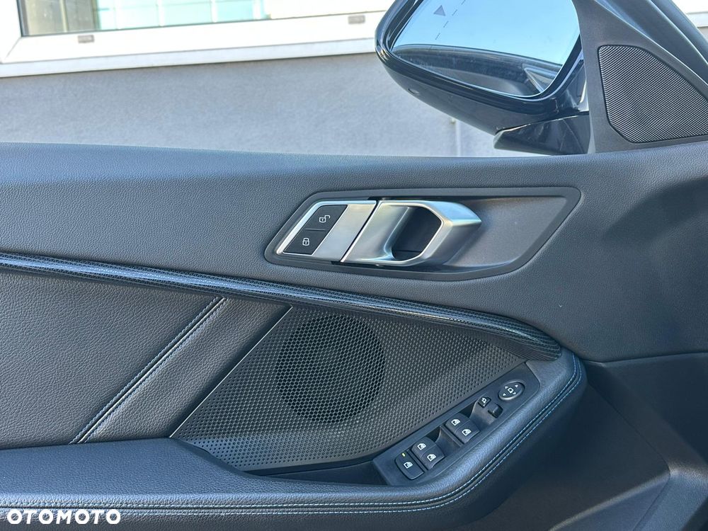 BMW Seria 1 118i M Sport - 25