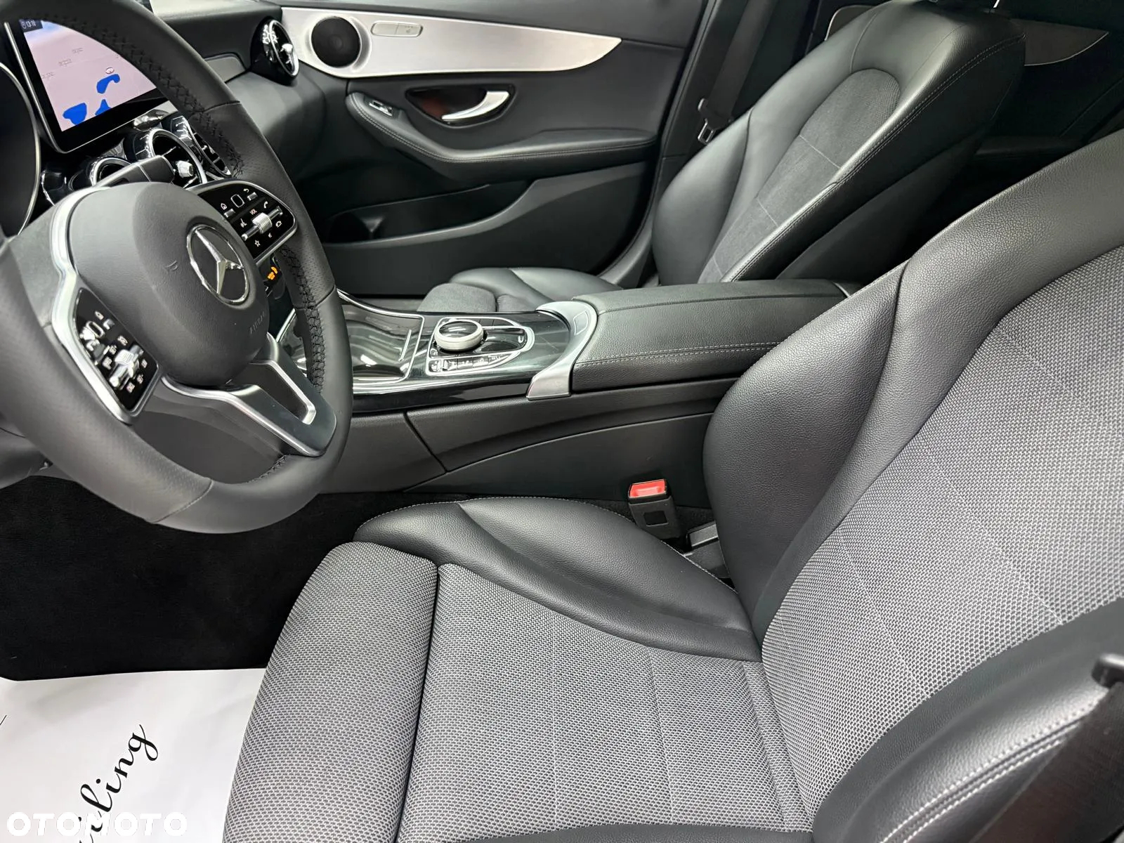 Mercedes-Benz Klasa C 300 de T 9G-TRONIC Avantgarde - 24