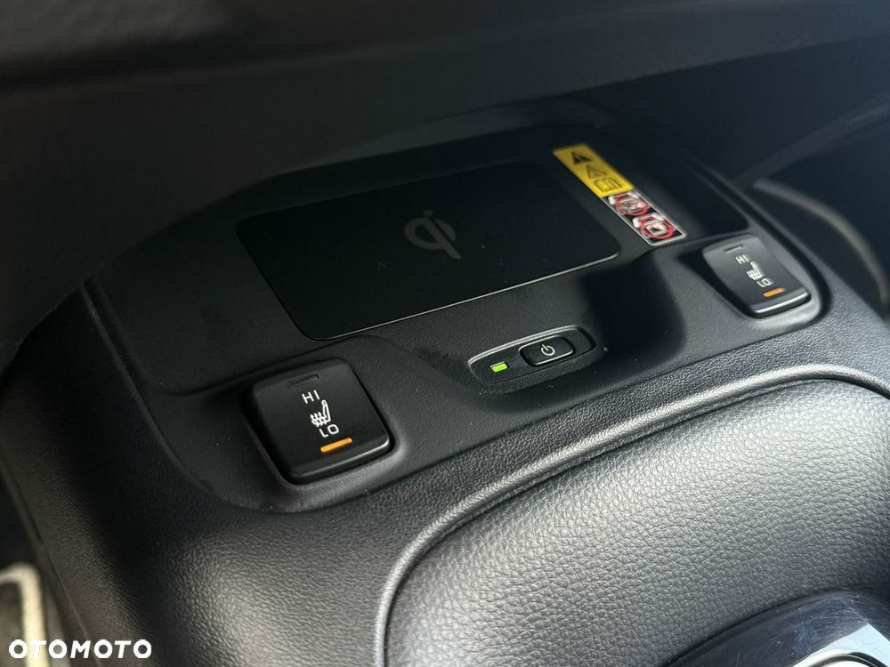 Toyota Corolla 1.8 Hybrid Comfort - 29