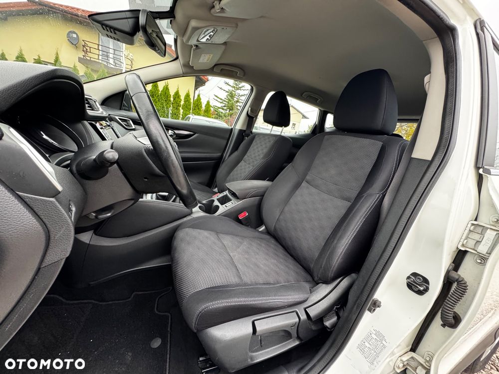 Nissan Qashqai 1.6 DIG-T Acenta - 36