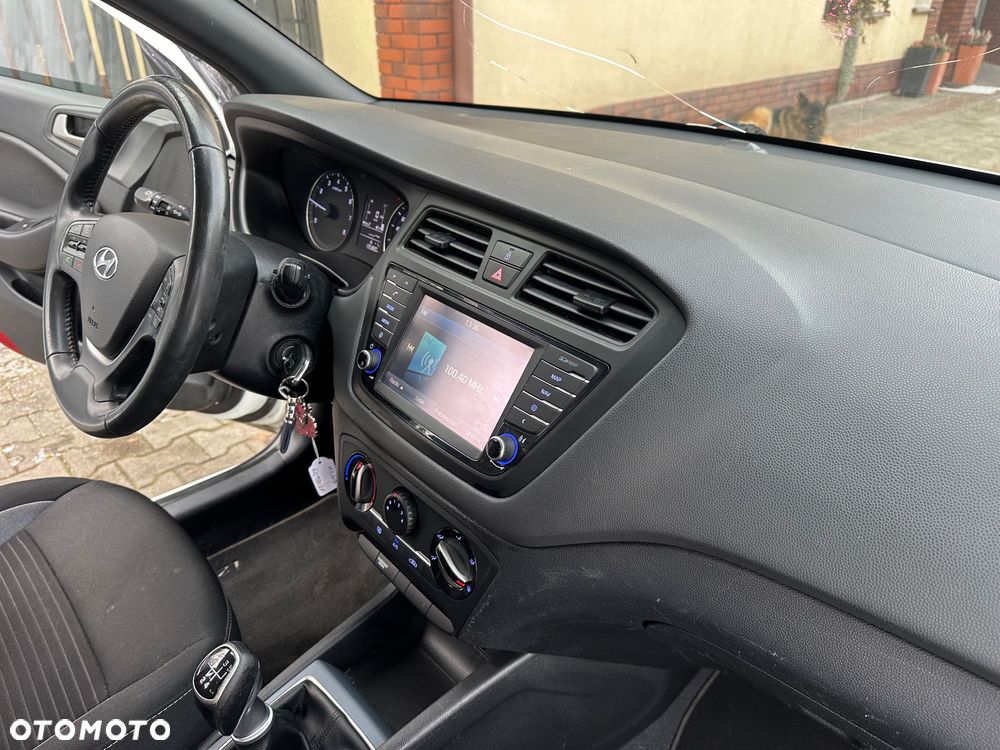 Hyundai i20 blue 1.0 T-GDI Active Trend - 17