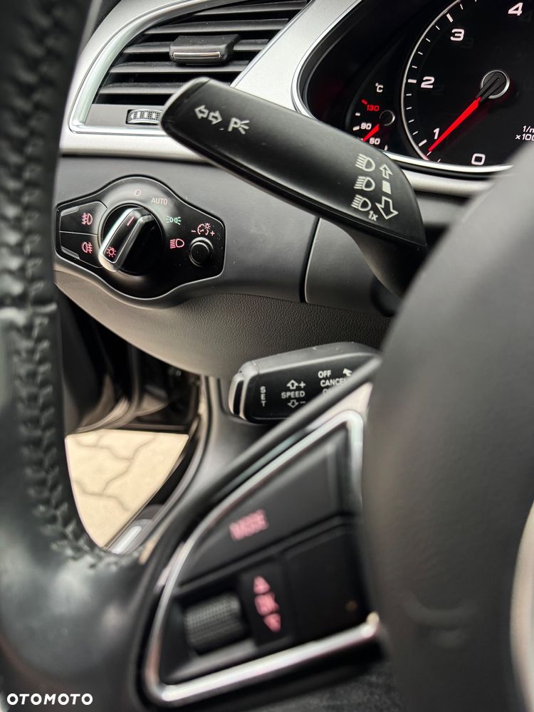 Audi A4 Avant 2.0 TDI DPF quattro S line Sportpaket - 20