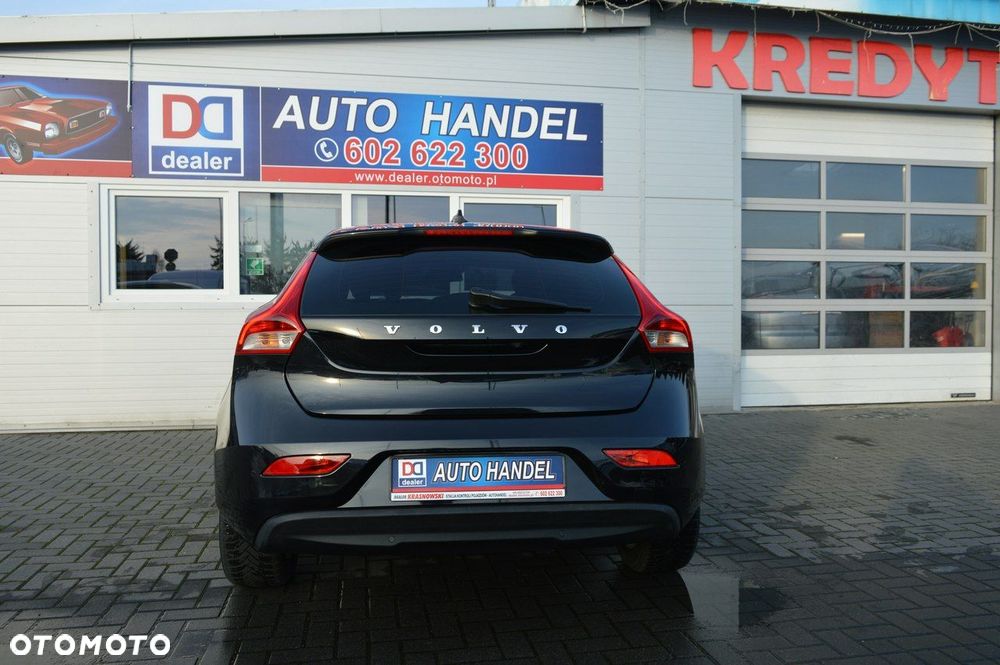 Volvo V40 D2 Summum - 12