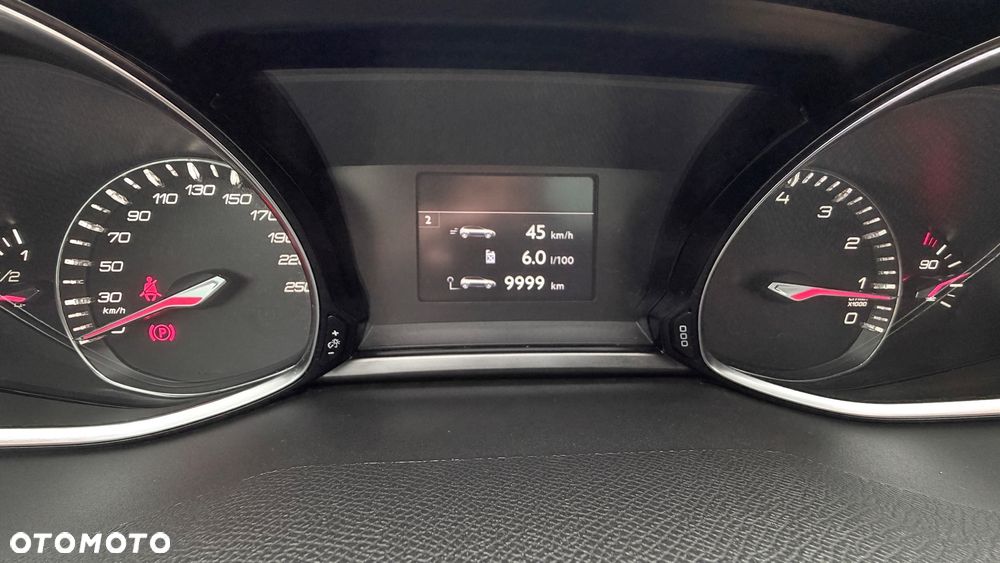 Peugeot 308 PureTech 130 GPF Black Edition - 22