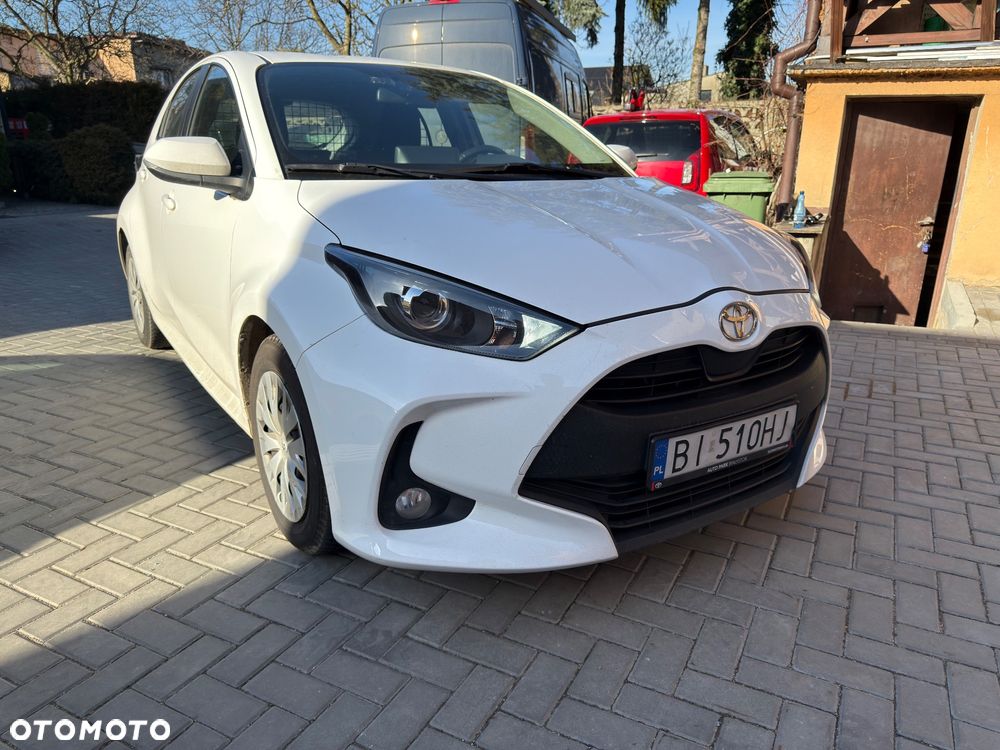Toyota Yaris - 1