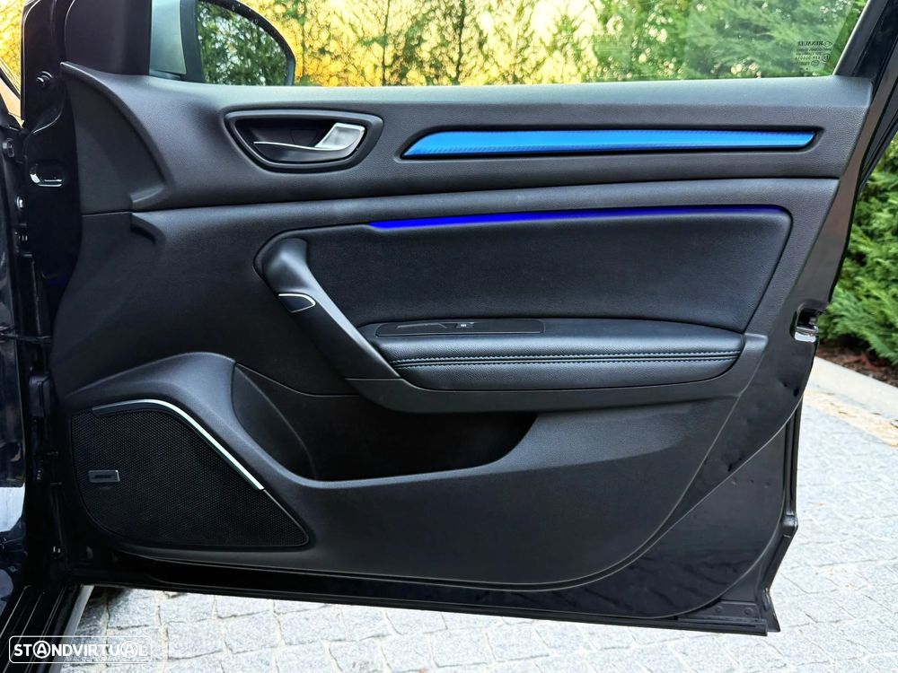 Renault Mégane Break ver-dci-110-fap-edc-bose-edition - 19