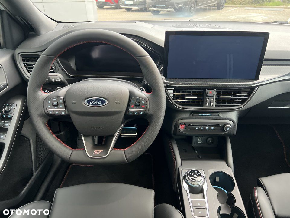 Ford Focus - 8