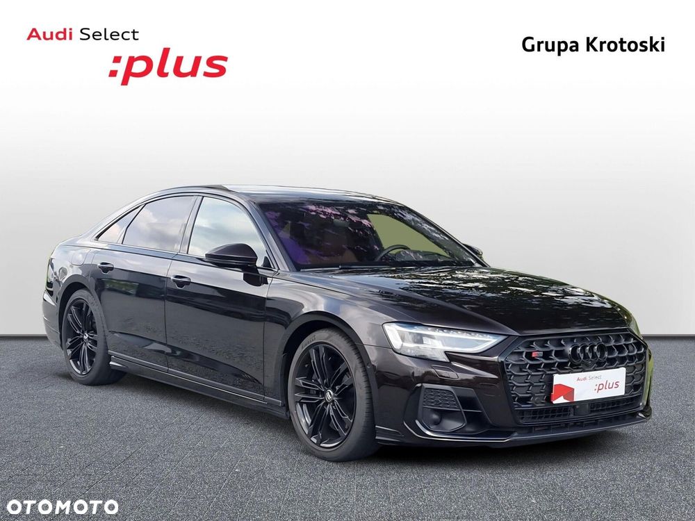 Audi S8 - 8