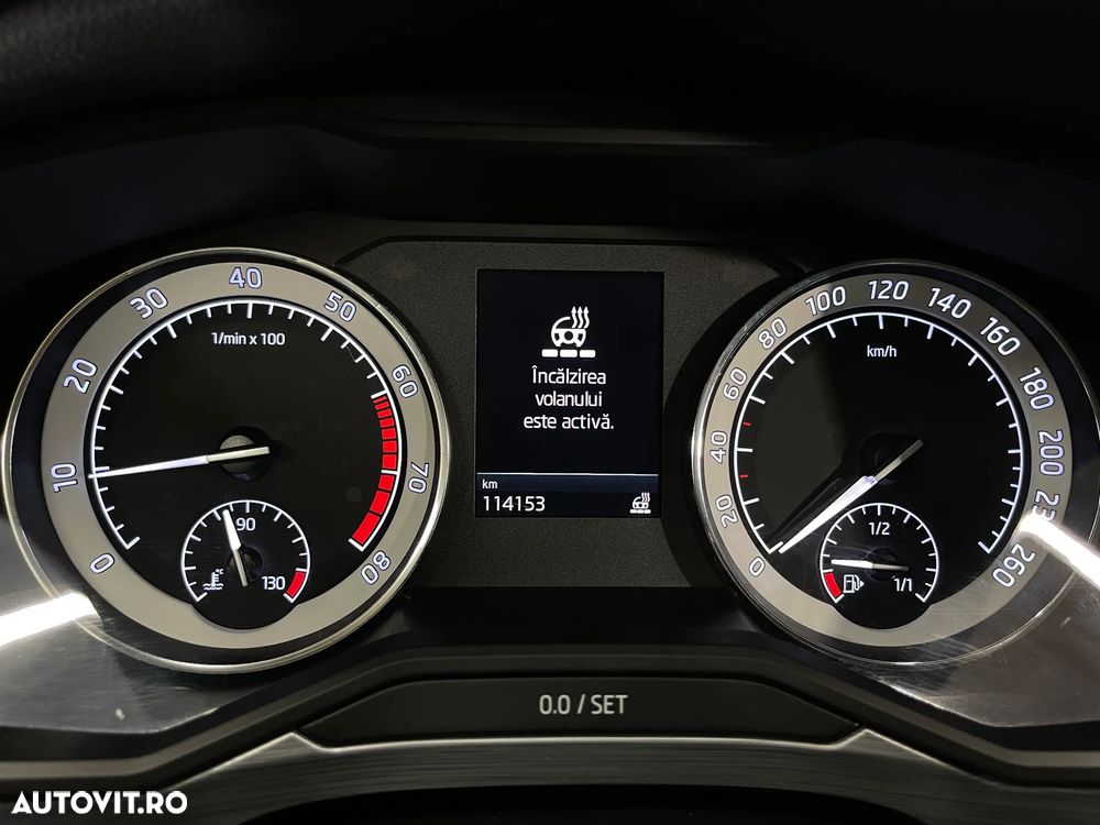 Skoda Superb 1.5 TSI ACT DSG Ambition - 27