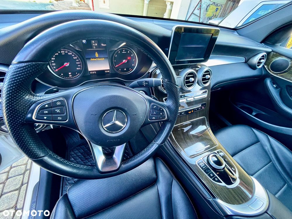 Mercedes-Benz GLC 300 4Matic 9G-TRONIC - 36