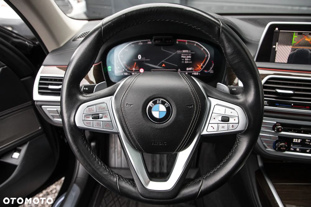 BMW Seria 7 730d xDrive - 18