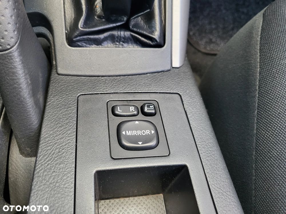 Toyota RAV4 2.0 VVT-i Sol - 21