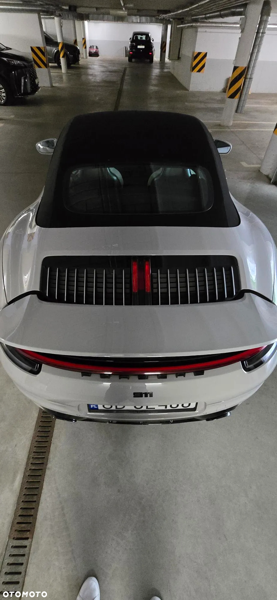 Porsche 911 Carrera Cabrio - 6