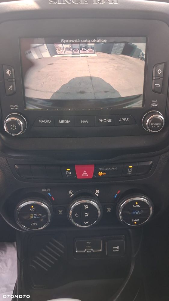 Jeep Renegade 1.4 MultiAir DSG Business Line - 19