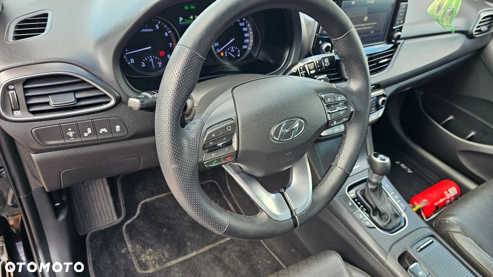 Hyundai i30 1.4 T-GDI Premiere Luxury DCT - 14