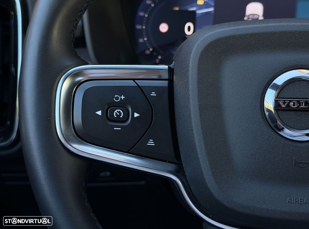 Volvo XC 40 2.0 B3 Core - 9
