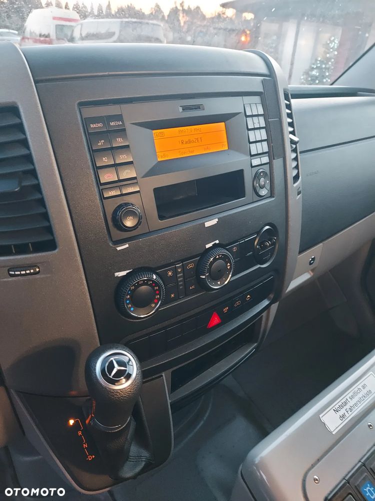 Mercedes-Benz Sprinter 519 - 9