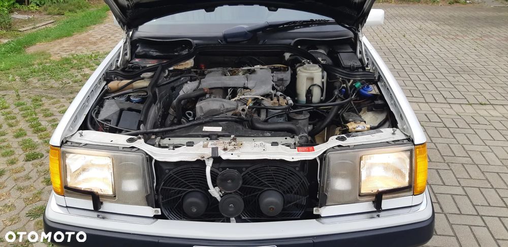 Mercedes-Benz W124 (1984-1993) - 32