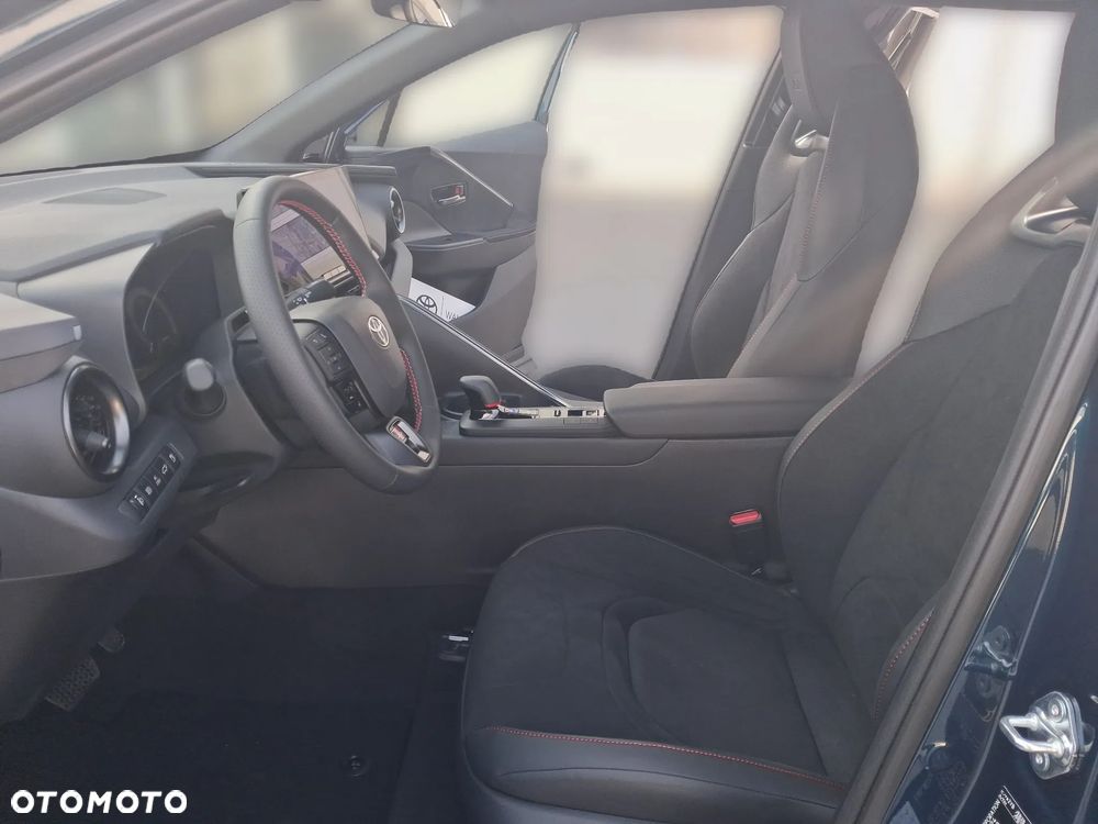 Toyota C-HR - 15