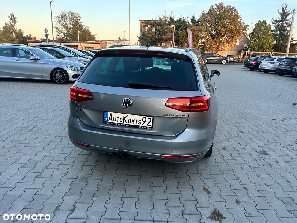 Volkswagen Passat - 10