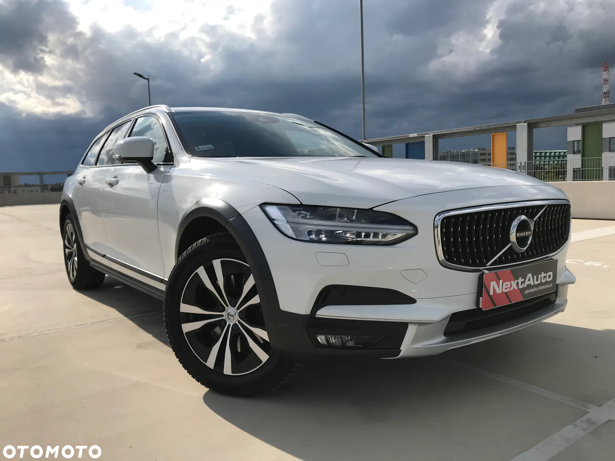 Volvo V90 Cross Country T5 AWD Pro - 8