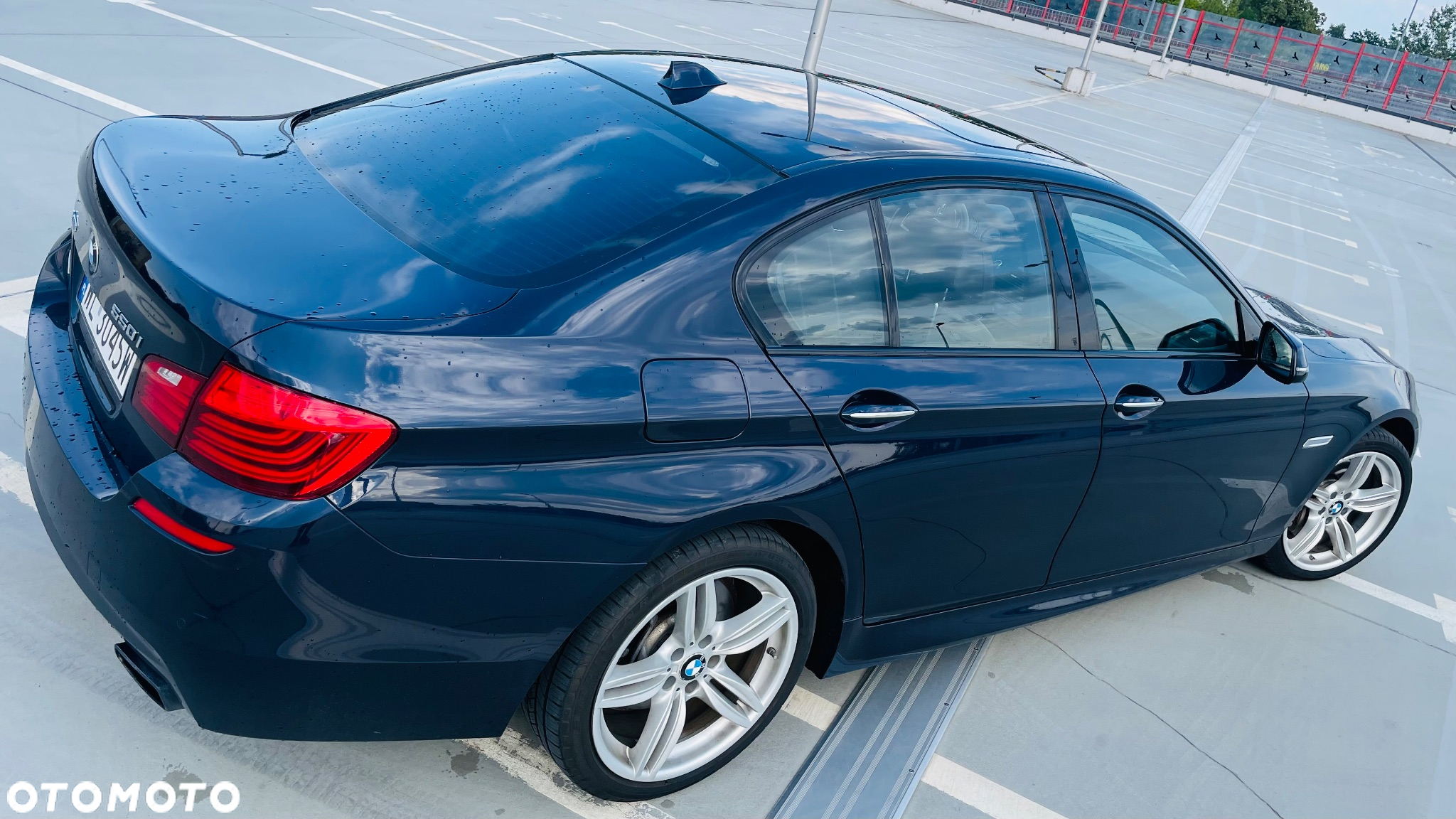 BMW Seria 5 550i xDrive Luxury Line - 21