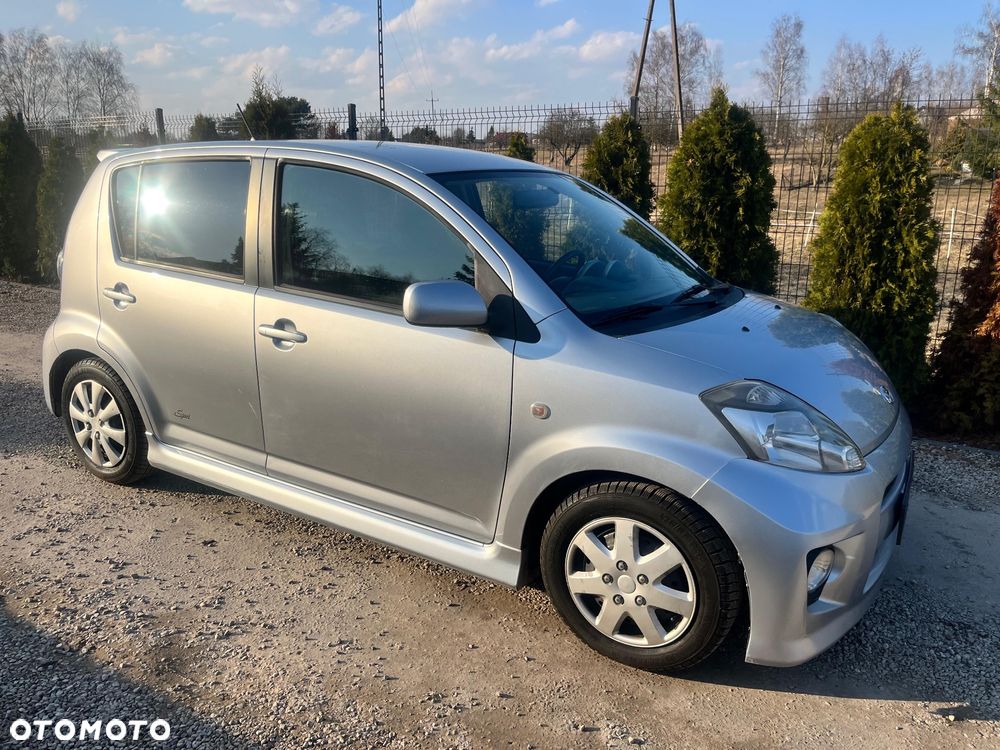 Daihatsu Sirion 1.3 - 3