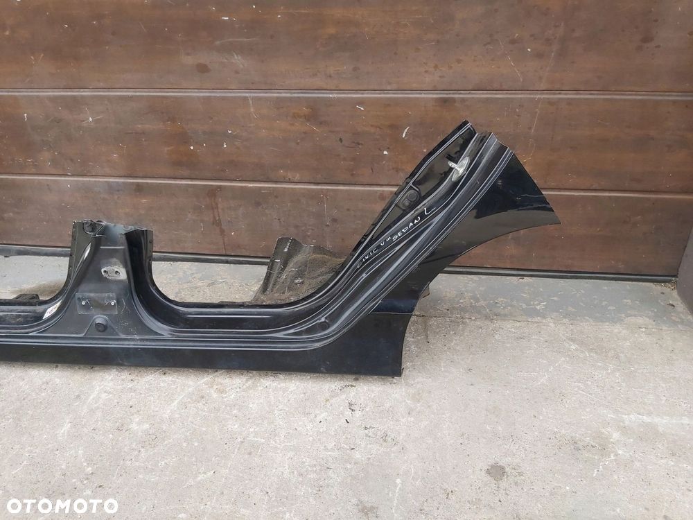 Honda Civic VIII 8 sedan próg lewy błotnik lewy tył ćwiartka słupek SEDAN - 2