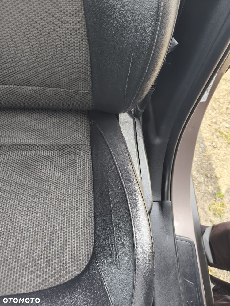 Hyundai ix35 - 8