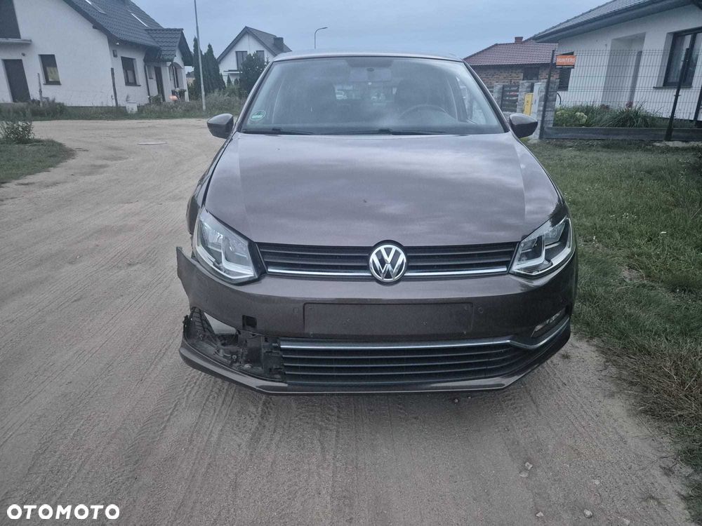 Volkswagen Polo - 1