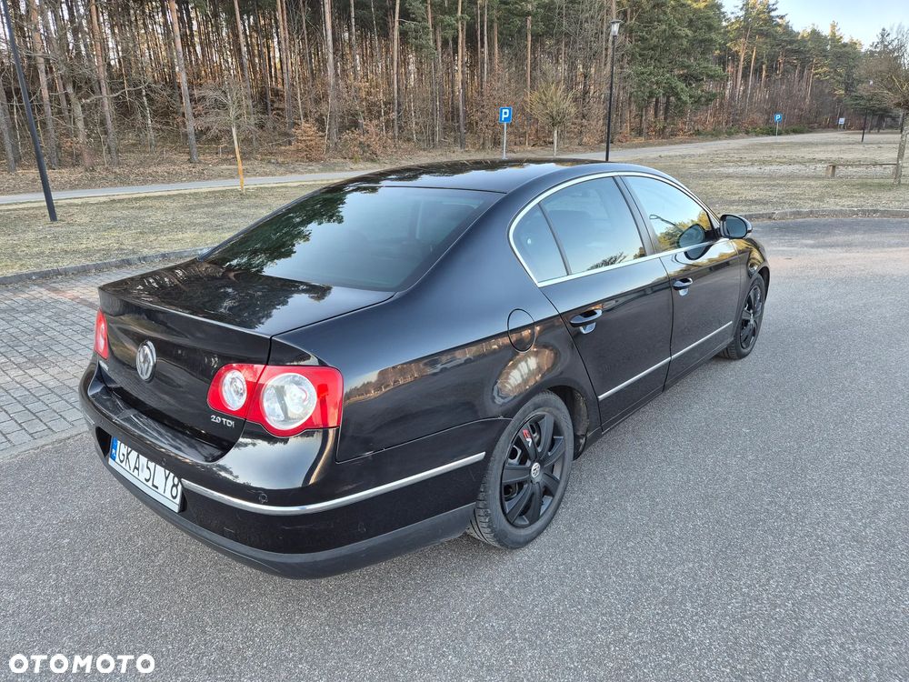 Volkswagen Passat 2.0 TDI DPF Highline - 3