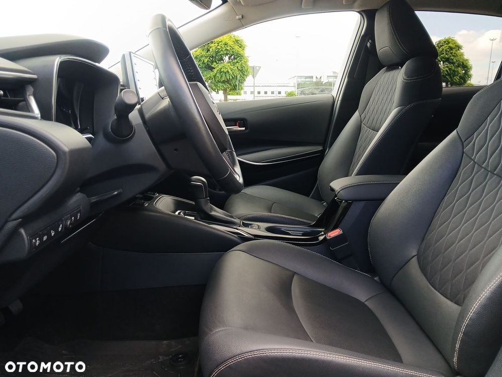 Toyota Corolla 1.8 Hybrid Executive - 15