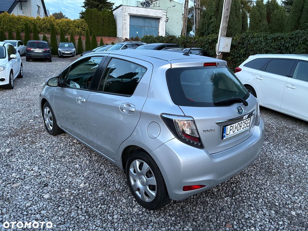 Toyota Yaris 1.5 VVT-i - 5