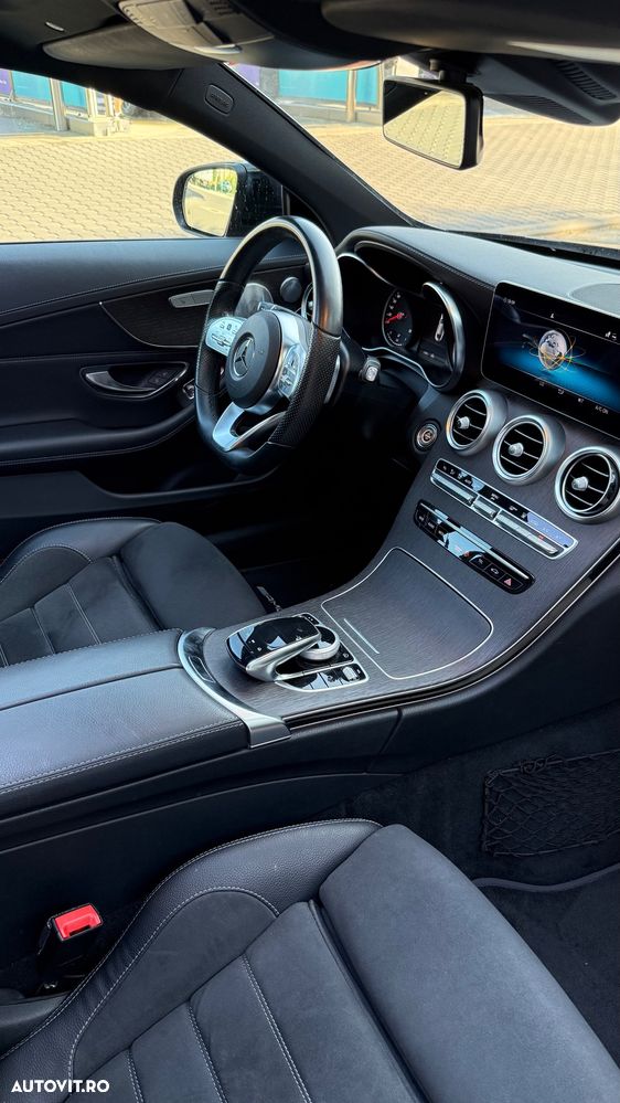 Mercedes-Benz C 300 d 4MATIC Coupe - 13