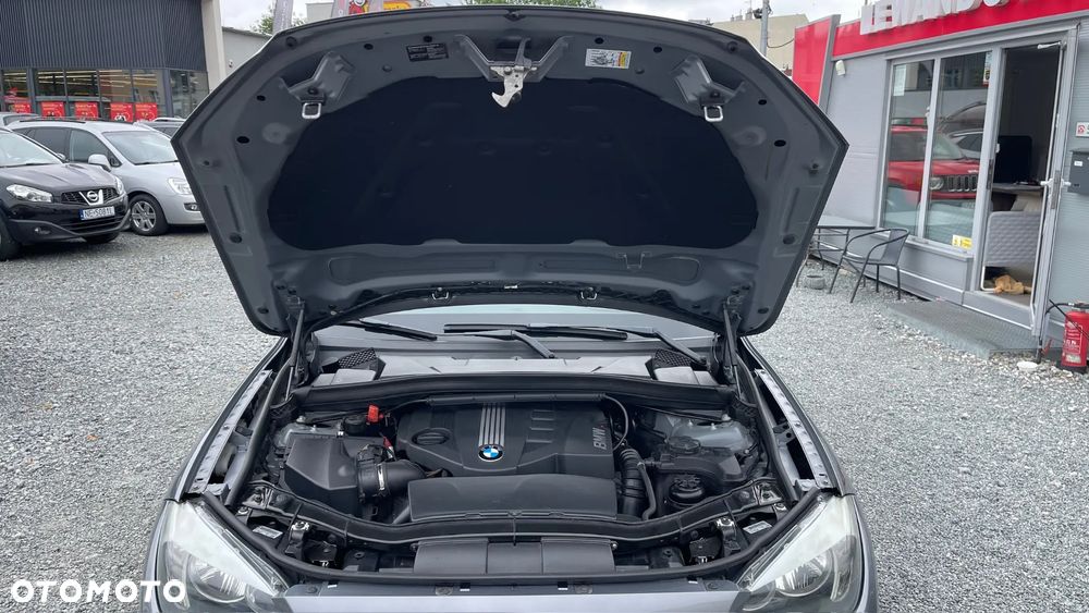BMW X1 sDrive18d - 18