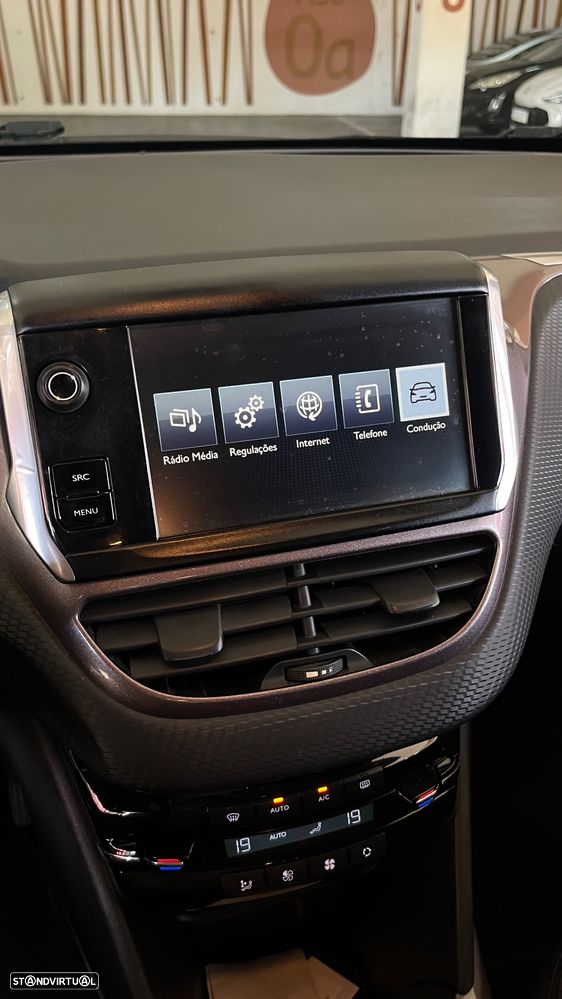 Peugeot 2008 1.4 HDi Allure - 19