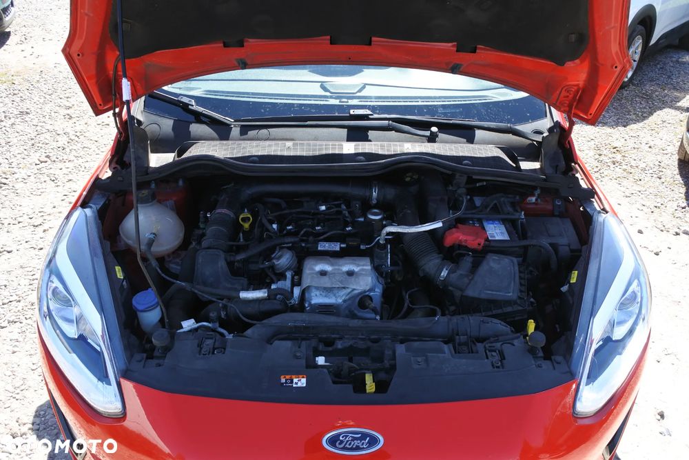 Ford Fiesta 1.0 EcoBoost S&S TITANIUM X - 36