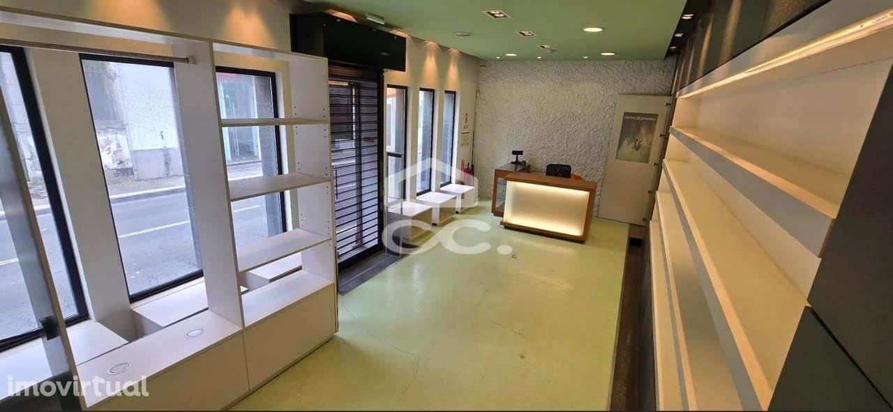 Loja Comercial - São Pedro - Ponta Delgada - Grande imagem: 3/27