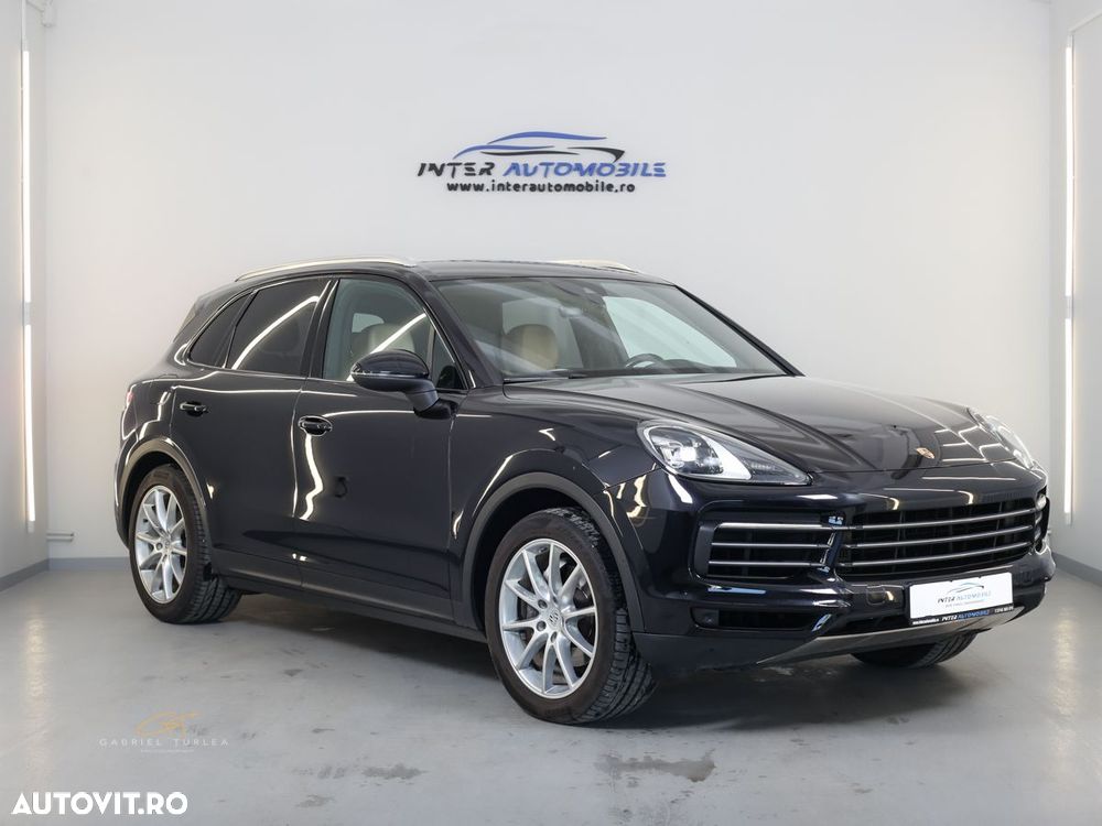 Porsche Cayenne - 2