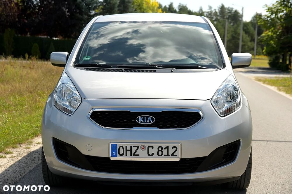 Kia Venga - 11